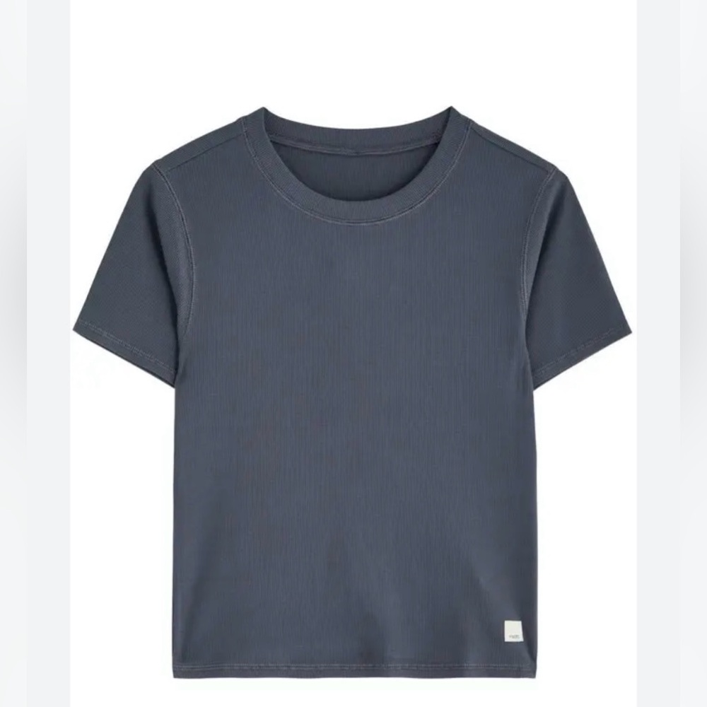 Vuori Pose Fitted Tee in Graphite Size XS